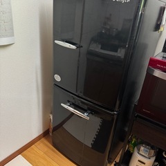エディオンe angle　冷蔵庫　ブラック