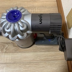 dysonダイソンDC62コードレスクリーナーV6 slim (たすく) 七隈の