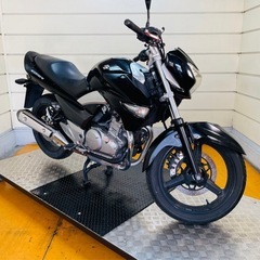 19676km ★始動動画あり★ GSR250 GJ55D スズキ　中型の画像