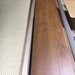 床材　フロア板　4枚です。