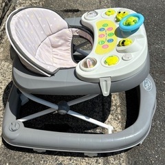ベビーウォーカー　歩行器の画像