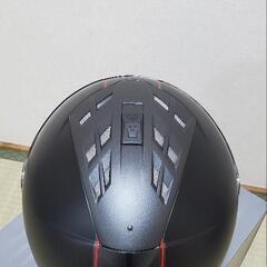 バックヘルメットの画像