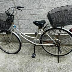 現役ですが、古い自転車です。