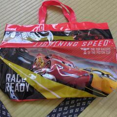 カーズ　プールバック