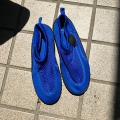 子供のウォーターシューズの画像
