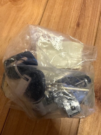 TOYOTA 1988 CAMRY KEY CYLINDER & KEY SET