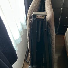折りたたみベッドの画像