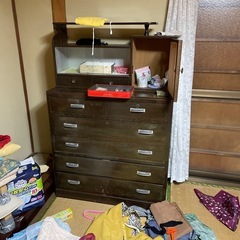 無料　大型収納家具
