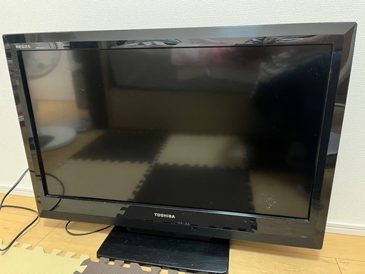 東芝REGZA32型 (mukuinu) 市が尾のテレビ《液晶テレビ》の中古