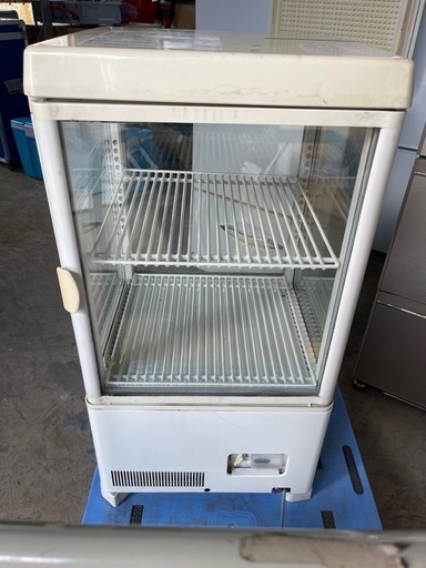 値下げ！サンデン 冷蔵ショーケース冷蔵庫 業務用 2枚扉 2段 外装良くない