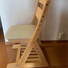 子供用イス　勉強机に最適