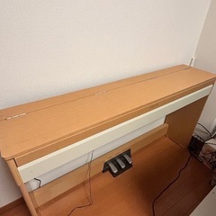電子ピアノ