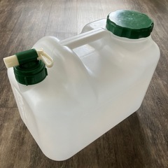 12リットル　水タンク　プラテック