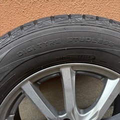 スタッドレスレス+ホイール4本セットの画像