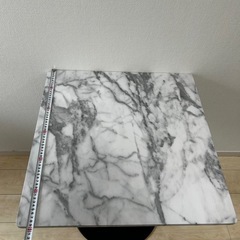 【取引中】テーブルの画像