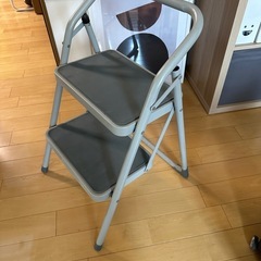 脚立⭐︎折り畳み⭐︎踏み台⭐︎ステップ⭐︎