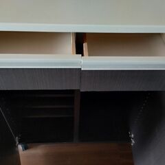 キャビネットの画像