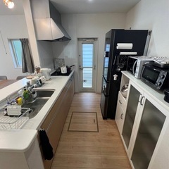 【ウィークリーー貸出】長期滞在大歓迎（1ヶ月～3ヶ月）4LDK一戸建て🏠家具•家電付き！ - 短期賃貸