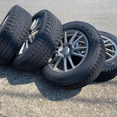 ウェッズ　Weds １７インチアルミホイール　225/65R17...
