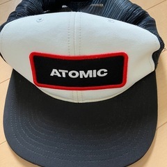 ATOMIC キャップ　57/58センチ