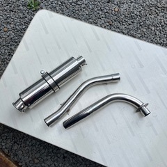 バイク用マフラーの画像
