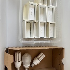 電球、つっぱり器具の画像