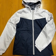 ★未使用★ パーカー　上着