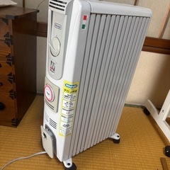 De'Longhi(デロンギ)オイルヒーター 071221TEC