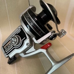 リール　スピニングリール　ダイワ　スポーツラインST-0