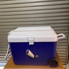 No.736キャプテンスタッグBOX48ℓ中古きれい 