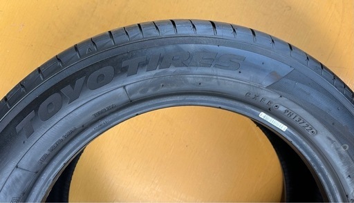 TOYO TIRES 215/60R17 ４本セット