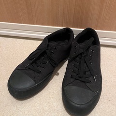 ユニクロ　スニーカー
の画像