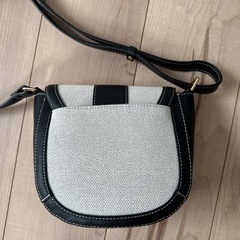 ショルダーバッグの画像