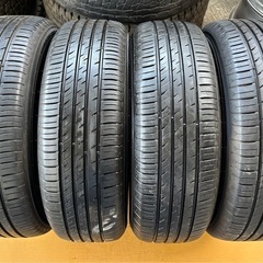 夏　タイヤ　４本セット　
