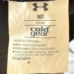 UNDER ARMOUR cold gear フルジップパーカー フードありの画像