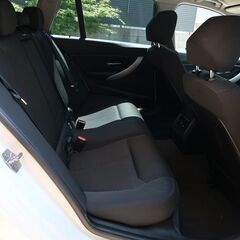 検査9年6月320d ツーリング LCI 後期型 ディーゼルターボ/アクティブクルーズ/HDDナビ/バックカメラ/コンフォートアクセス/パワーバックドアの画像