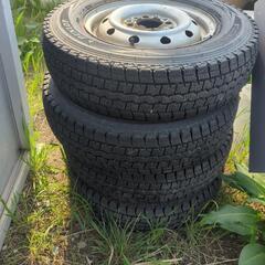 見ての通り古い鉄タイヤですの画像