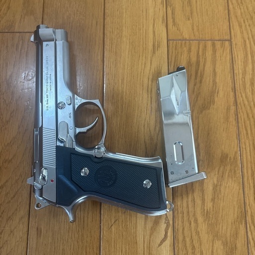 M92F クロームステンレスモデル