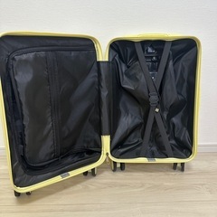 機内持ち込みキャリーバッグ　きいろの画像