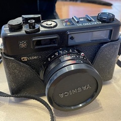 壊れています、YASHICAカメラの画像