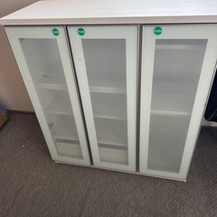 TV台と収納の画像