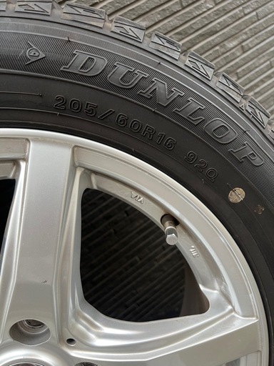 205/60 R16　スタッドレス   