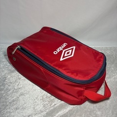 umbro シューズケース レッドの画像