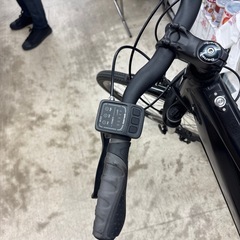 【ご予約中】🚲目玉商品🚲BENELLI ベネリ🚲27インチ電動アシスト付クロスバイク 自転車🚲MANTUS 27 TRK🚲1304の画像