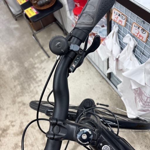 【ご予約中】?目玉商品?BENELLI ベネリ?27インチ電動アシスト付クロスバイク 自転車?MANTUS 27 TRK?1304