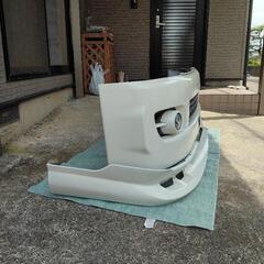 ハイエース1.2型バンパーの画像