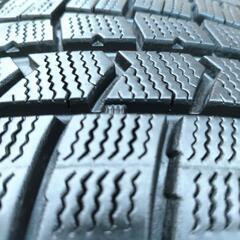 16インチ DUNLOP スタッドレスタイヤ 4本セット の画像