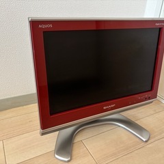 シャープ16V型ワイド液晶テレビ☆AQUOS LC-16E1☆ハイビジョン(2007年製)の画像