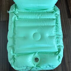 中古 リッチェル ふかふかベビーバス プラス 新生児~6カ月頃の画像