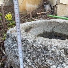 石臼①　手水鉢　庭石　自然石　日本庭園の画像